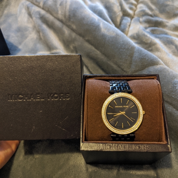 Michael Kors Watch - Picture 1 of 6